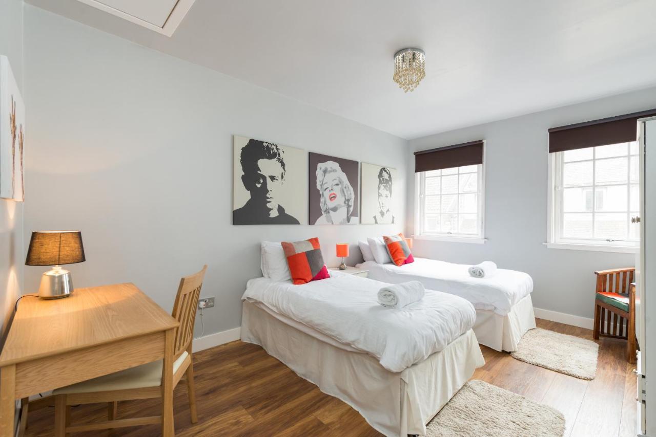 Royal Mile Modern Apartment Edinburgh Exterior foto