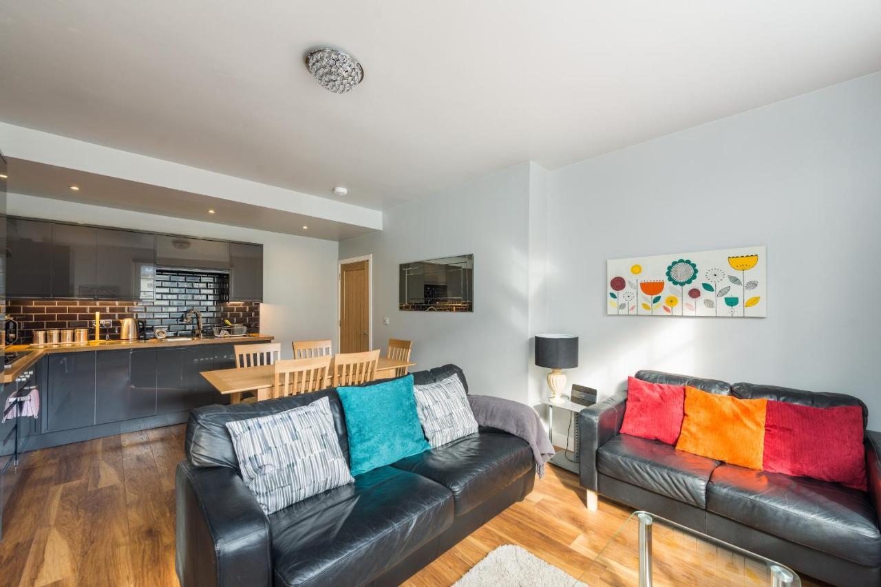 Royal Mile Modern Apartment Edinburgh Exterior foto